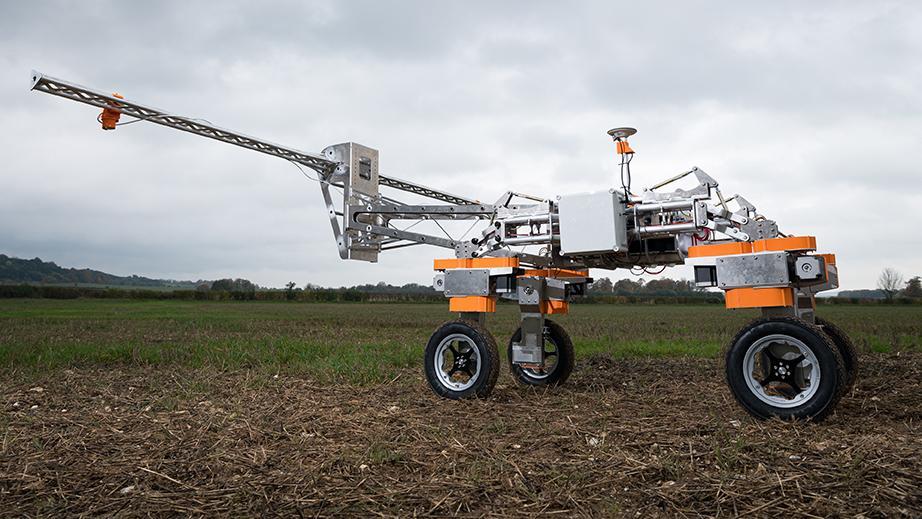 ناوگان روبات های خودمختار کشاورز تا 2 سال دیگر راهی مزارع می شوند