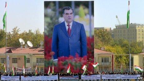 امامعلی رحمان نامزد انتخابات ریاست جمهوری تاجیکستان شد
